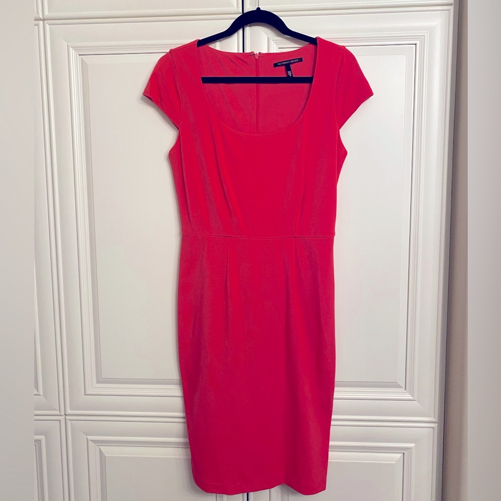 Vintage Victoriaās Secret Size 10 Short Sleeve Pink Scoop Neck Midi Dress Party
